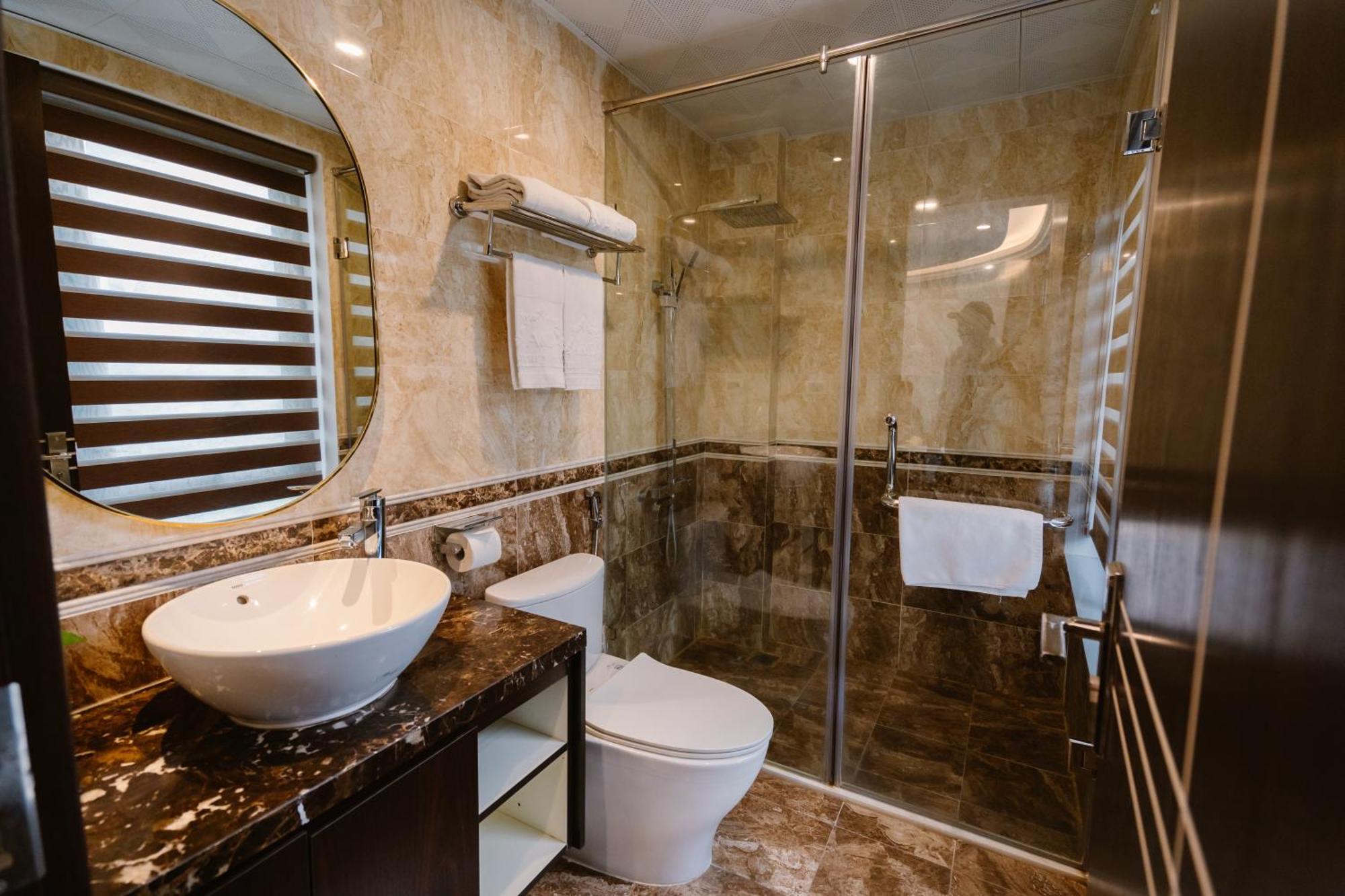Hong Van Hotel Hanoi Eksteriør billede